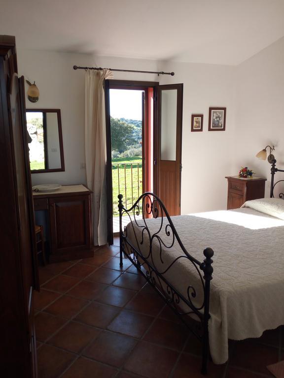 Vila Turismo Rurale L'Agliuledda Sant'Antonio di Gallura Exteriér fotografie
